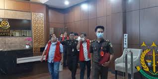 Kejaksaan Tinggi Banten Berhasil Tangkap Tiga Tersangka Korupsi Kredit Bank BJB