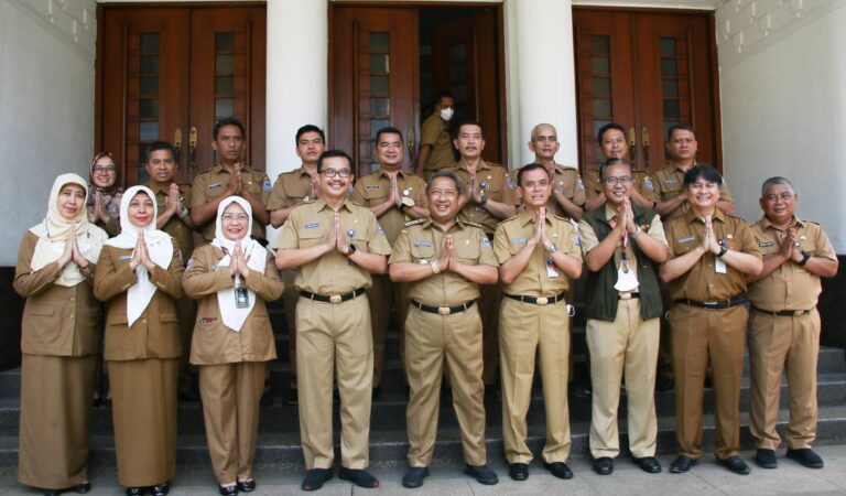 Hari Pertama Masuk, 99,9 Persen Pegawai Pemkot Bandung Hadir