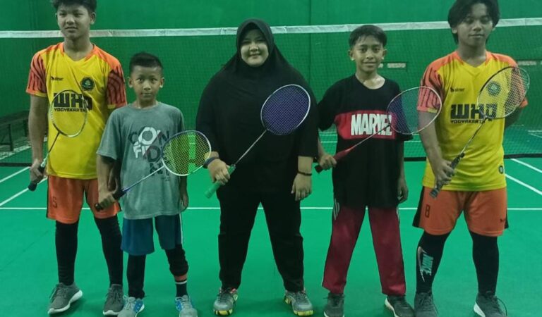 Kab Bogor Terjunkan 4 Atlet Penghafal Qur’an dari Ponpes SKOBA MADANI di Kejurda Kujang Badminton Open 2022