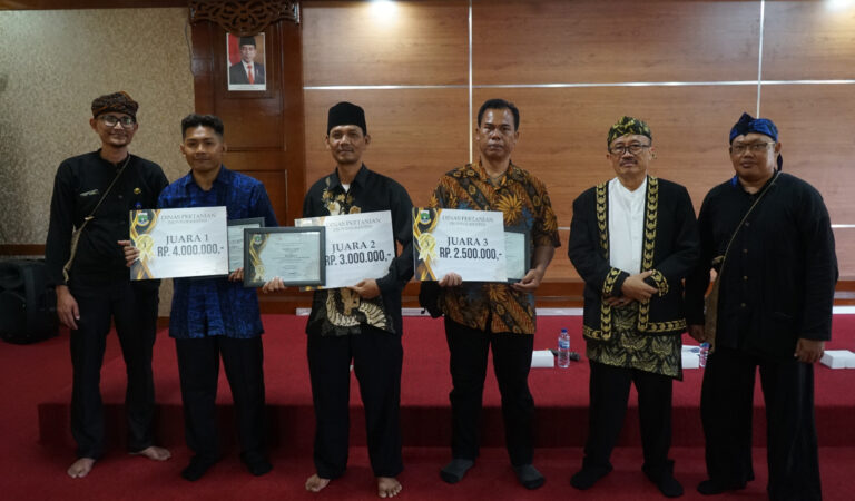 HUT Banten ke-23, Dinas Pertanian Banten Berikan Penghargaan Kepada Penyuluh Pertanian