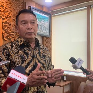 TB Hasanuddin Soroti Rencana Hibah Alutsista Italia, Ingatkan Dampak Strategis dan Beban Anggaran